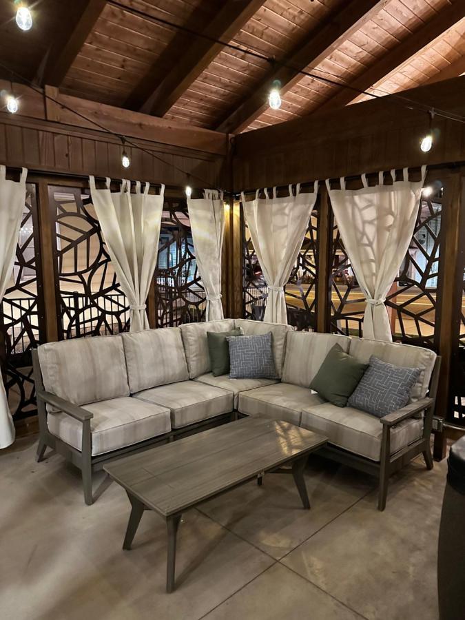 Magnolia Suite - Main Street Lodge In Berlin Bagian luar foto