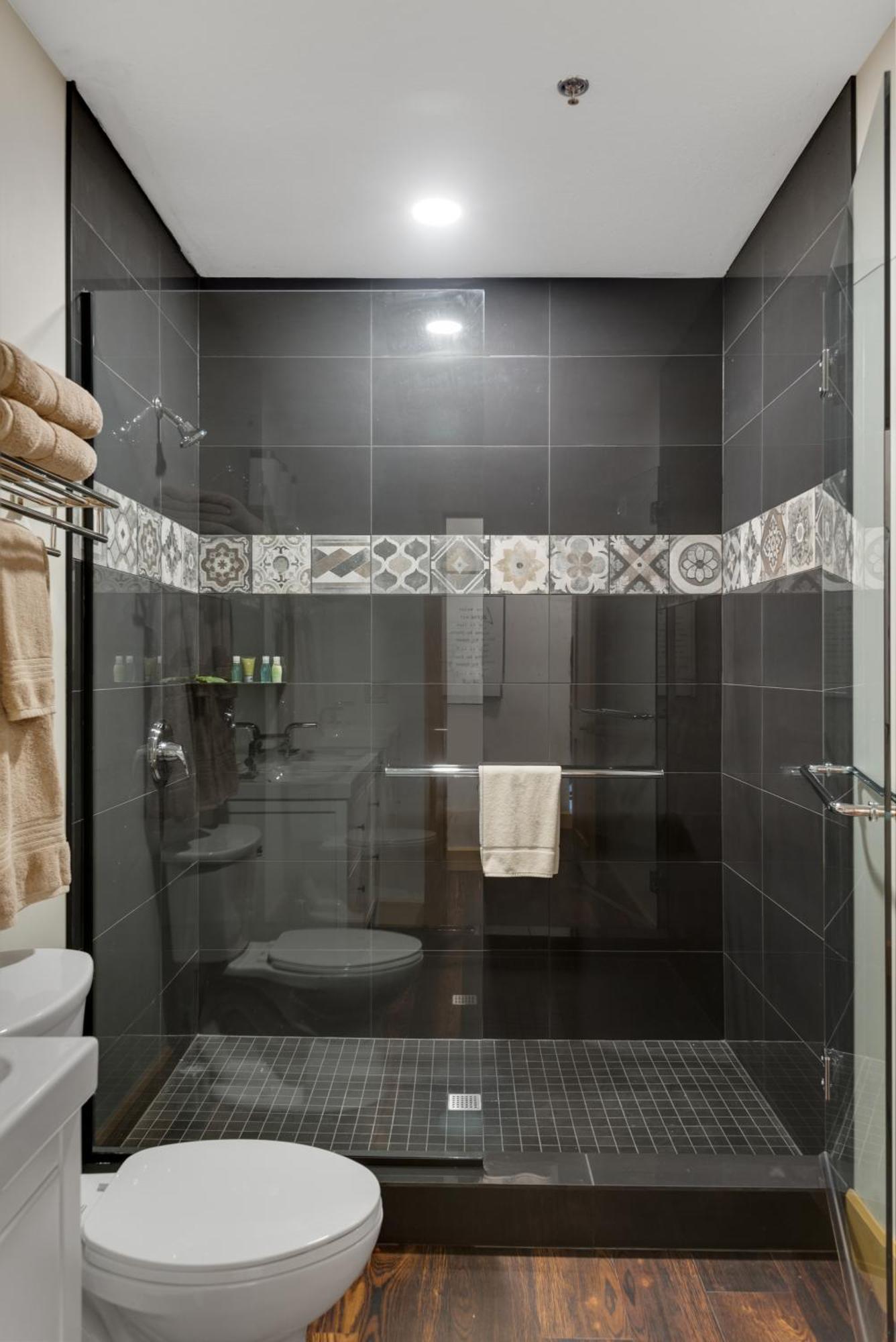 Magnolia Suite - Main Street Lodge In Berlin Bagian luar foto